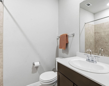 14505 Heartland Dr - Photo Thumbnail 22