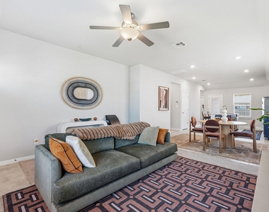 14505 Heartland Dr - Photo Thumbnail 4