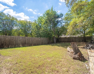 305 Regatta Ct - Photo Thumbnail 26