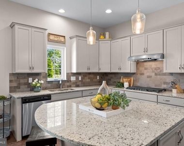 6408 Paddington Street - Photo Thumbnail 15