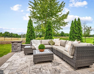 6408 Paddington Street - Photo Thumbnail 50