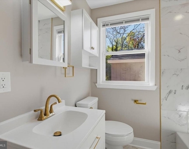 6303 Fieldvale Road - Photo Thumbnail 5