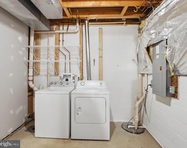 807 Joshua Tree Court - Photo Thumbnail 29