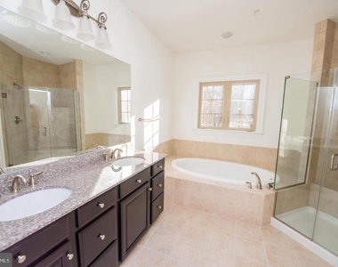 2507 Rolling Forest Drive - Photo Thumbnail 13