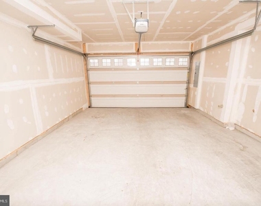 2507 Rolling Forest Drive - Photo Thumbnail 33