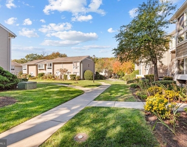 290 Hilltop Lane - Photo Thumbnail 20