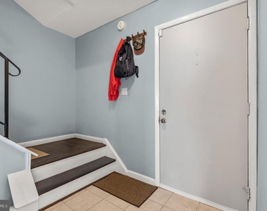 290 Hilltop Lane - Photo Thumbnail 9