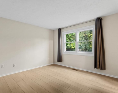 332 Ternwing Drive - Photo Thumbnail 11