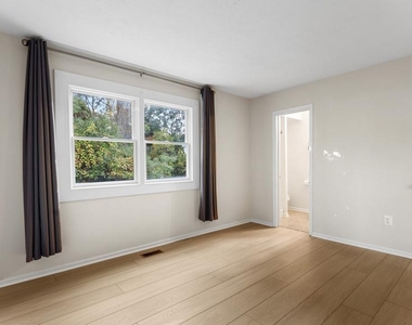 332 Ternwing Drive - Photo Thumbnail 12