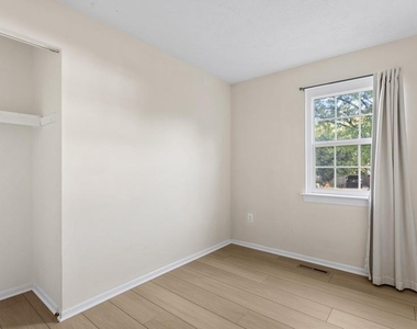 332 Ternwing Drive - Photo Thumbnail 8