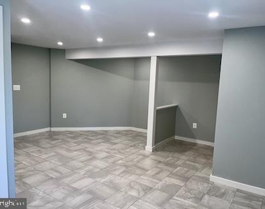 1011 Pinecrest Drive - Photo Thumbnail 5