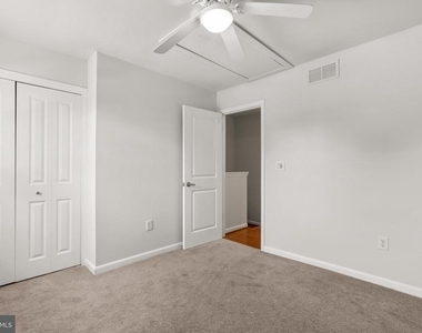 7500 Sandalwood Court - Photo Thumbnail 12