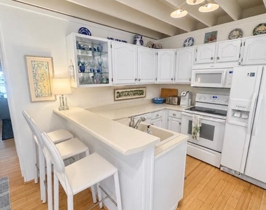 38335 Cardinal Lane - Photo Thumbnail 1