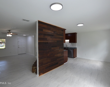 2045 Derringer Road - Photo Thumbnail 8