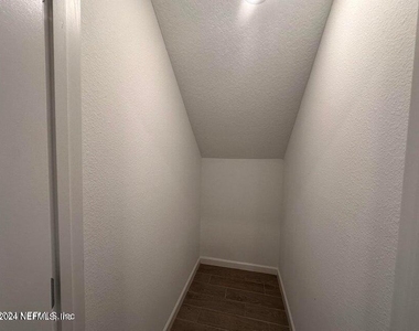 695 Lake Sinclair Street - Photo Thumbnail 26