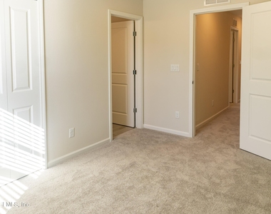 2252 Windward Cay Lane - Photo Thumbnail 7