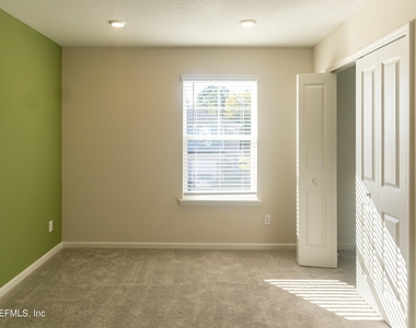 2252 Windward Cay Lane - Photo Thumbnail 6