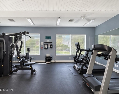 10550 Baymeadows Road - Photo Thumbnail 26