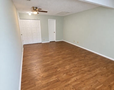 6213 Lake Tahoe Drive - Photo Thumbnail 16