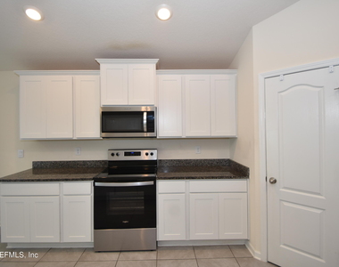 52 Oakleaf Way - Photo Thumbnail 7