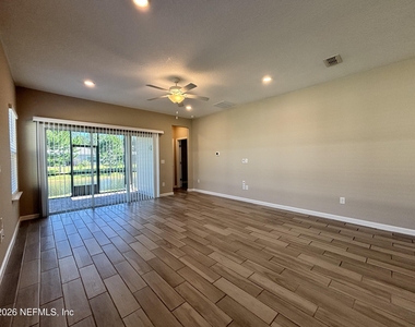 7361 Hilladale Creek Lane - Photo Thumbnail 10