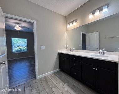7361 Hilladale Creek Lane - Photo Thumbnail 14
