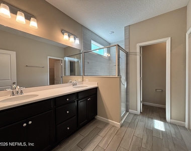 7361 Hilladale Creek Lane - Photo Thumbnail 13
