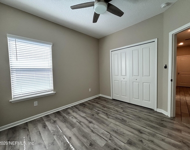 7361 Hilladale Creek Lane - Photo Thumbnail 25