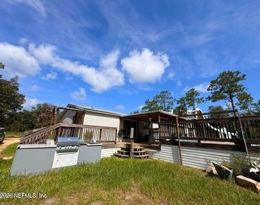 116 Earl Avenue - Photo Thumbnail 11