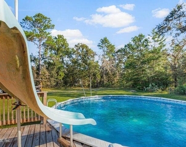 116 Earl Avenue - Photo Thumbnail 14