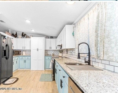 116 Earl Avenue - Photo Thumbnail 16