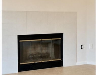 400 Timberwalk Court - Photo Thumbnail 3