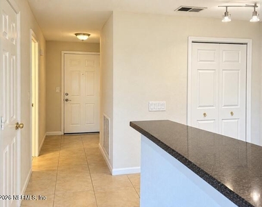 400 Timberwalk Court - Photo Thumbnail 2