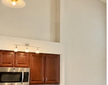 400 Timberwalk Court - Photo Thumbnail 4