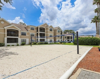 400 Timberwalk Court - Photo Thumbnail 11