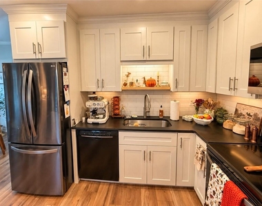 1195 Minhinette Drive - Photo Thumbnail 9