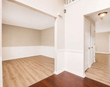 775 Stonemill Manor - Photo Thumbnail 22