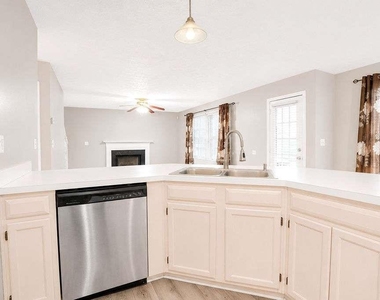 775 Stonemill Manor - Photo Thumbnail 15