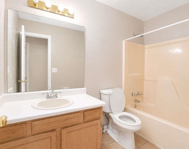775 Stonemill Manor - Photo Thumbnail 30