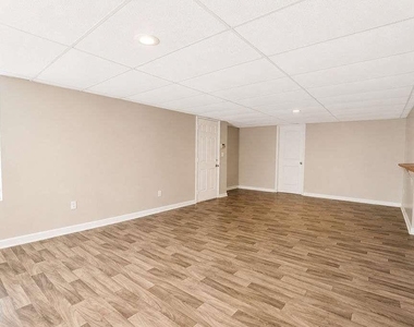 775 Stonemill Manor - Photo Thumbnail 33