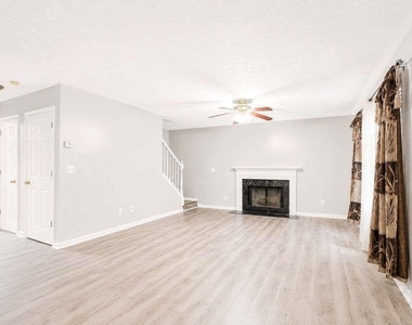 775 Stonemill Manor - Photo Thumbnail 10