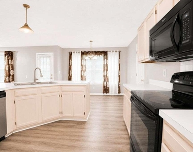 775 Stonemill Manor - Photo Thumbnail 16