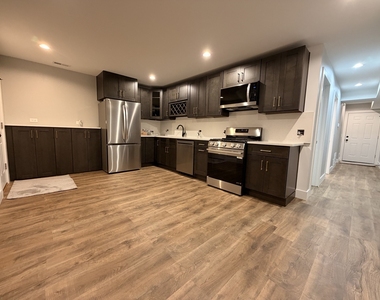2227 W 21st Street - Photo Thumbnail 1