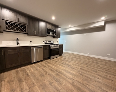 2227 W 21st Street - Photo Thumbnail 2