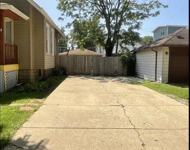 314 E Lincoln Avenue - Photo Thumbnail 6