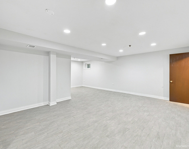 400 E Kensington Road - Photo Thumbnail 21