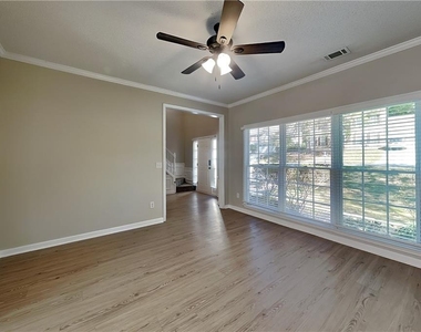 4825 Tanners Spring Drive - Photo Thumbnail 2