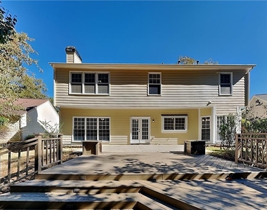 4825 Tanners Spring Drive - Photo Thumbnail 18
