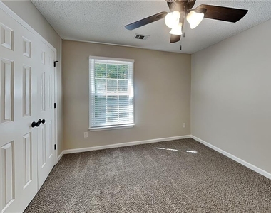 4825 Tanners Spring Drive - Photo Thumbnail 11