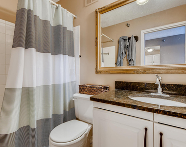111 W Maple Street - Photo Thumbnail 8